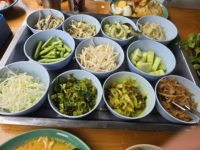 Comentarii opinii despre ขนมจีนสะพานหิน