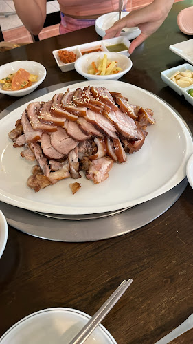 Opinii despre Thai garden Korean restaurant 타이가든한식당 în อำเภอเมืองภูเก็ต - การบริการอาหารและที่พัก