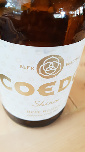 Hashi Japanese Restaurant & Izakaya - การบริการอาหารและที่พัก