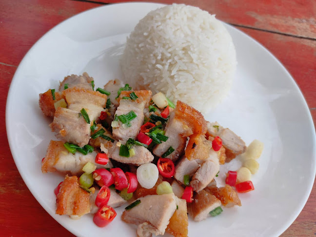 Opinii despre ครัวแม่ปรานอม อาหารเหนือ อาหารตามสั่ง în อำเภอบางบัวทอง - การบริการอาหารและที่พัก