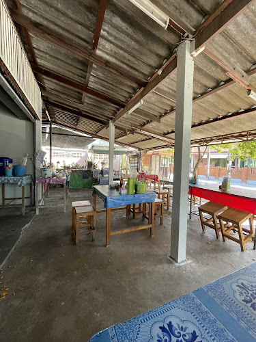 ร้านอาหารตามสั่งเจ้นิด