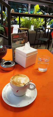 Chakwow Coffee Bakery ชักว่าว