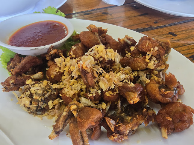 ร้านอาหารจุก-โจ้ - การบริการอาหารและที่พัก