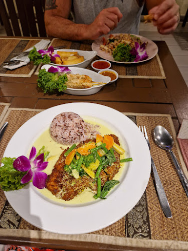 Opinii despre The Orchid Restaurant Chaweng în อำเภอเกาะสมุย - การบริการอาหารและที่พัก