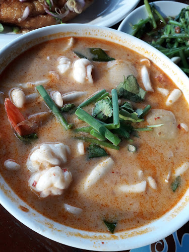 สบาย คอร์เนอร์ - การบริการอาหารและที่พัก