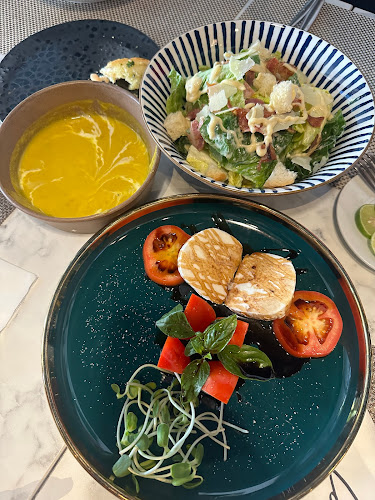 107 Rat U thit 200 pee road Ban, ตำบลป่าตอง อำเภอกะทู้ ภูเก็ต 83150