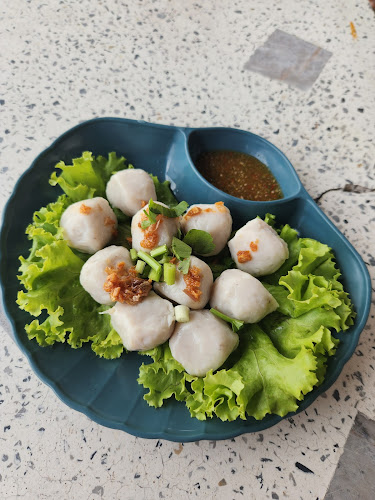 ตุ้ย ลูกชิ้นปลา-ขอนแก่น - อำเภอเมืองขอนแก่น