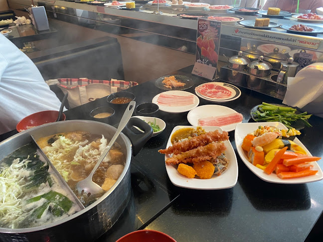 เซ็นทรัลขอนแก่น 99 ถ. ศรีจันทร์ ตำบลในเมือง อ.เมือง ขอนแก่น 40000