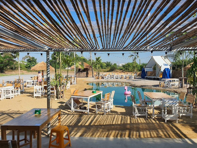 ติดเกาะRestaurant - การบริการอาหารและที่พัก