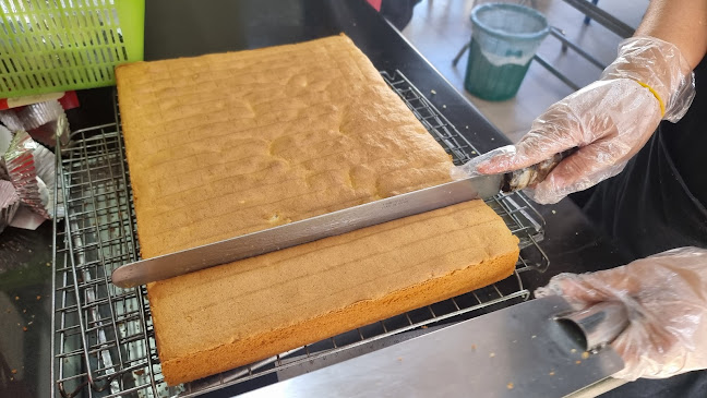 Opinii despre สวนอินทรีย์ เค้กกล้วยหอม สาขา 1 în อำเภอเมืองอุบลราชธานี - การบริการอาหารและที่พัก