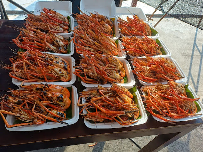 มหาชัย ซีฟู้ด ติวานนท์ - การบริการอาหารและที่พัก