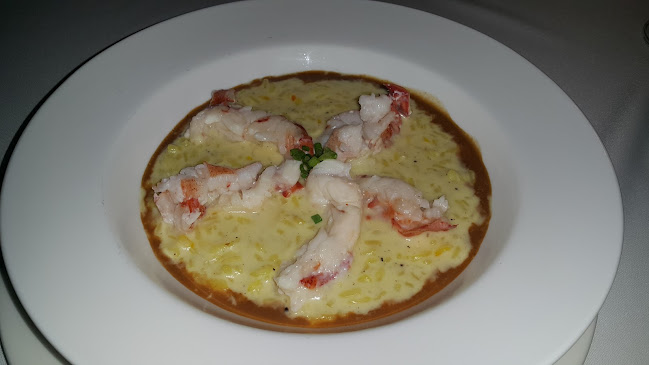 Cafe des Amis - การบริการอาหารและที่พัก