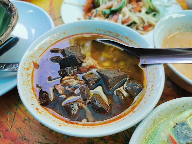 Comentarii opinii despre ร้านอาหารปั๋นใจ๋