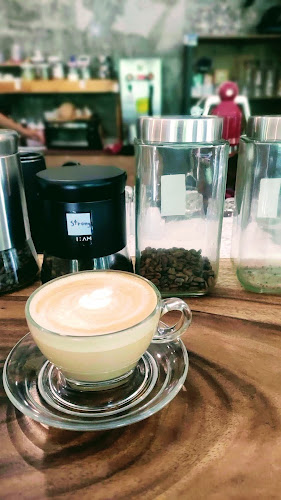 1 AM Cafe - อำเภอเกาะสมุย