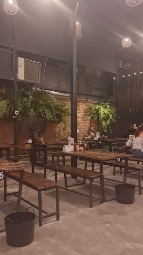 Opinii despre ครัว คุณยายแว่น în อำเภอบางละมุง - การบริการอาหารและที่พัก