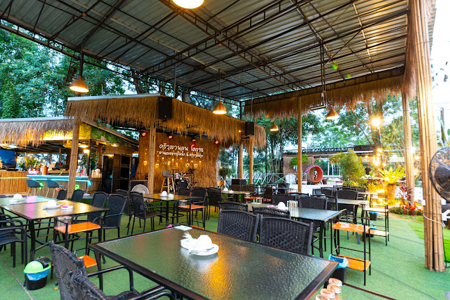 ครัวสวนสน โคราช​ &​ คาราโอเกะ​ ใหม่