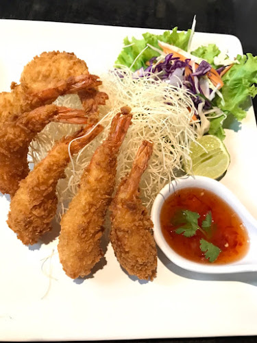 One D Seafood and Restaurant @Rimhan Karonbeach - การบริการอาหารและที่พัก