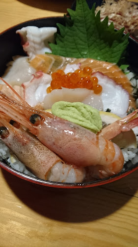 Comentarii opinii despre อุโอเทรุซุยซัน ซูชิ ภูเก็ต– ราไวย์ บีช