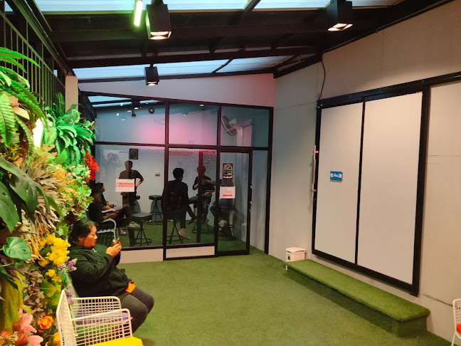 Opinii despre ROUTE99 KORAT în อำเภอเมืองนครราชสีมา - การบริการอาหารและที่พัก