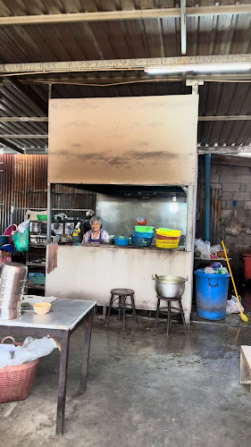 ร้านอาหารนงเยาว์ (ป่าไม้ เจ้าเก่า) - อำเภอเมืองสงขลา