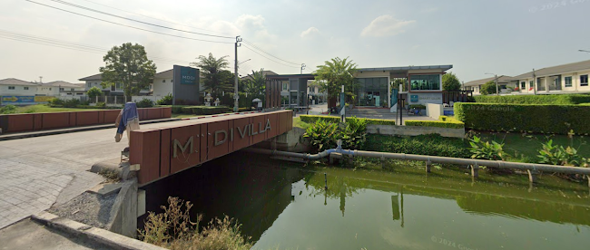 Opinii despre Hom Klin Noei Bakery în อำเภอบางบัวทอง - การบริการอาหารและที่พัก