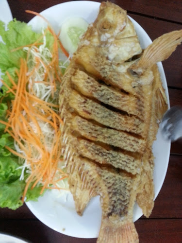 เดอะกลาสเฮ้าส์ ซิลเวอร์ - การบริการอาหารและที่พัก