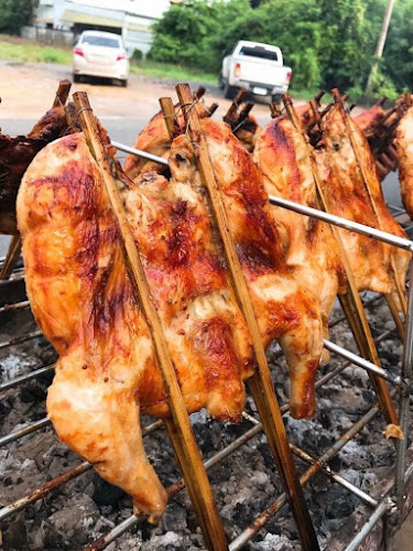 ข้าวแกงเจ๊จวบ ร้านใหม่ by อุ้ม & โจ้ - อำเภอเมืองจันทบุรี