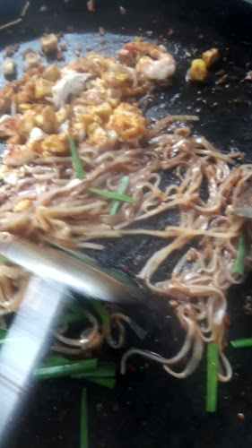 Comentarii opinii despre ราไวย์ ผัดไทยกุ้งสด