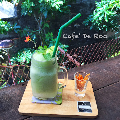 Cafe' De Roo - การบริการอาหารและที่พัก