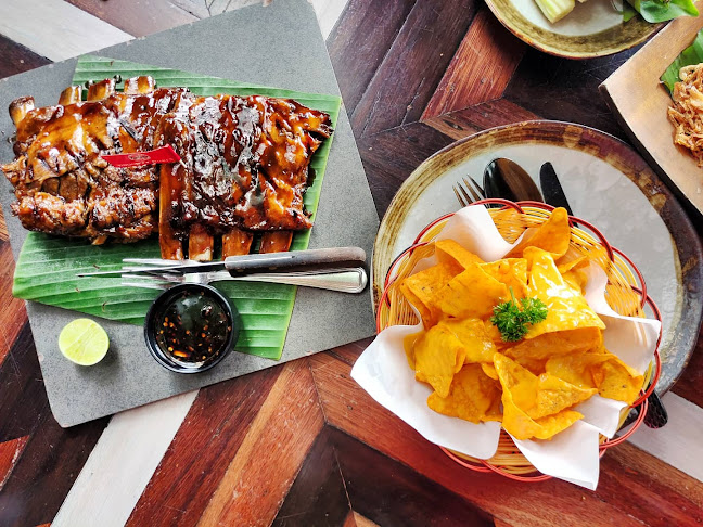 122 ถนน ราษฎร์อุทิศ ตำบลป่าตอง อำเภอกะทู้ ภูเก็ต 83150