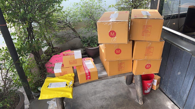 กาแฟดอยช้าง - การบริการอาหารและที่พัก