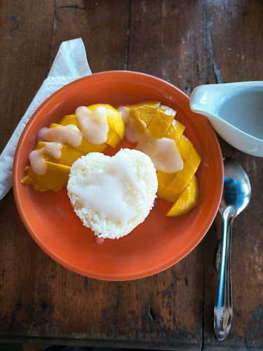 Nut's Restaurant at Golden Monkey Hotel and Bar - อำเภอเกาะสมุย