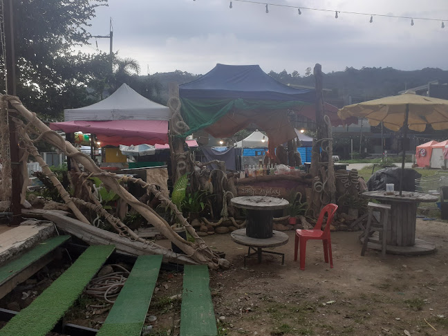 Comentarii opinii despre บ้านโรตี ทิชชู ป่าตอง (HALAL FOOD)