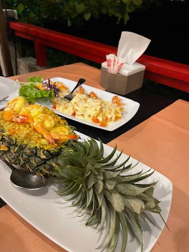 Pantai Seaview Restaurant Halal Food - อำเภอกะทู้