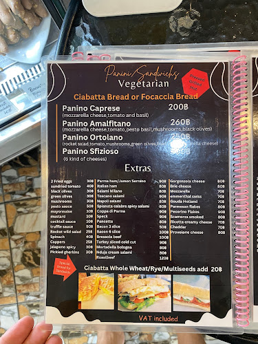 Dolci & Delizie 113 ถนน ปฏัก ตำบล กะรน อำเภอเมืองภูเก็ต ภูเก็ต 83100