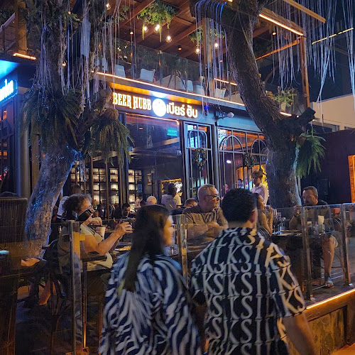Beer Hubb (Pattaya Beach Road) - การบริการอาหารและที่พัก
