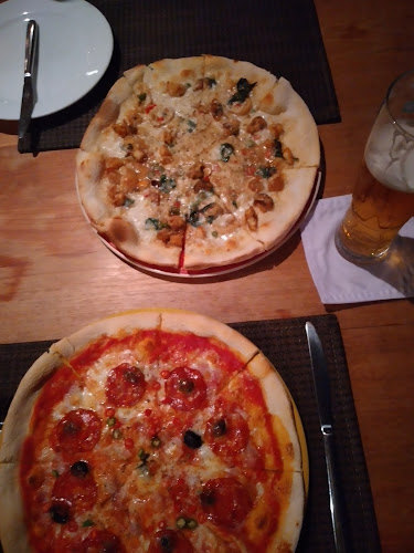 Comentarii opinii despre Dr Frogs Bar & Grill