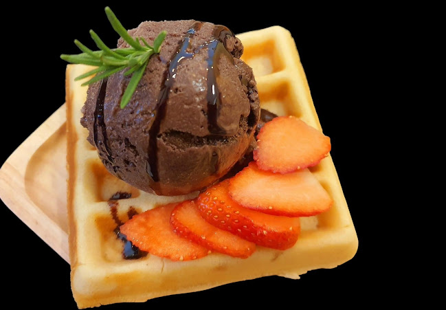 Light House Café ถนนพุทธสาคร - อำเภอกระทุ่มแบน