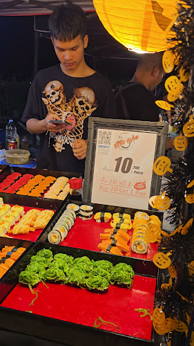 Comentarii opinii despre Fun Friday avenue Night market