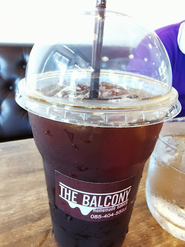 Comentarii opinii despre The Balcony