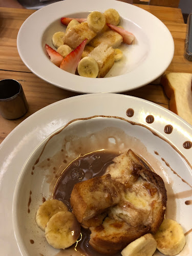 THE VOLCANO หลัง มช. - การบริการอาหารและที่พัก