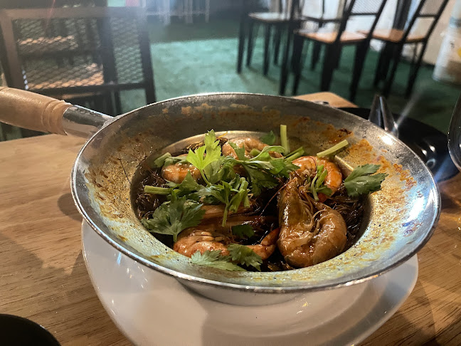 Opinii despre ล้านความสุขอ่าวอุดม în อำเภอศรีราชา - การบริการอาหารและที่พัก