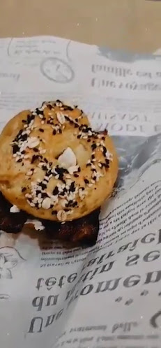 LOX 85 - การบริการอาหารและที่พัก