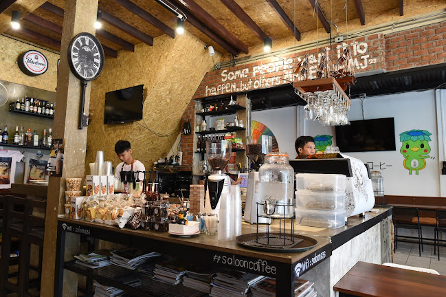 ซาลูน คอฟฟี่ แอนด์ บาร์