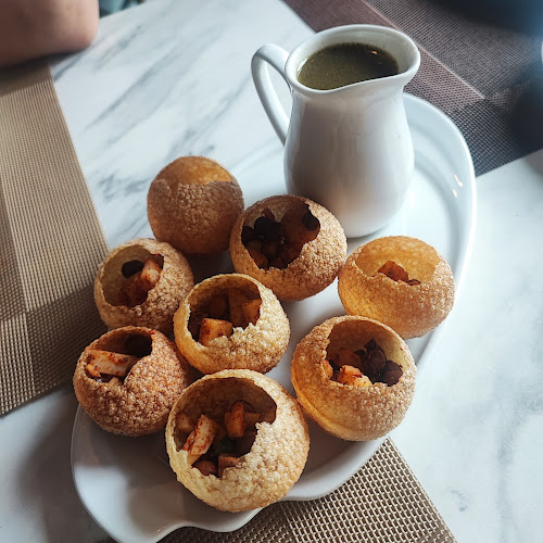 Opinii despre ชัทนีย์ อินเดียน în อำเภอบางละมุง - การบริการอาหารและที่พัก