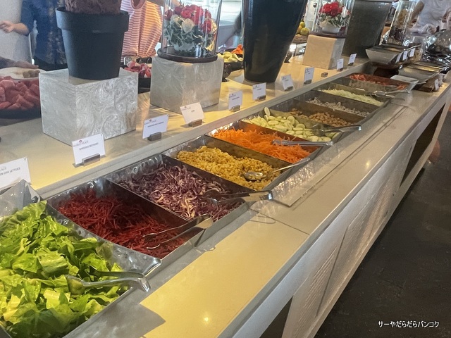 Market Place - การบริการอาหารและที่พัก