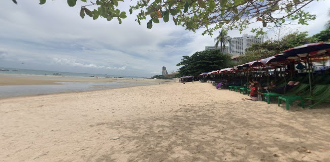 สตาร์บัคส์ สาขา เดอะเบย์พัทยา