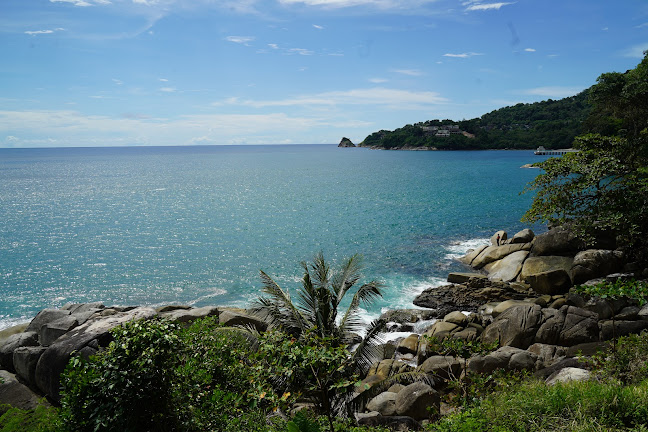 คาเฟ่ ภูเก็ต วิวพอยท์ - การบริการอาหารและที่พัก