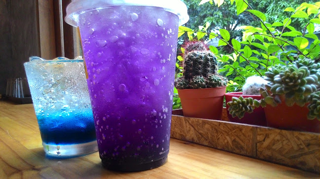 Opinii despre ร้านกาแฟข้างบ้าน@ละหาร în อำเภอท่าแซะ - การบริการอาหารและที่พัก