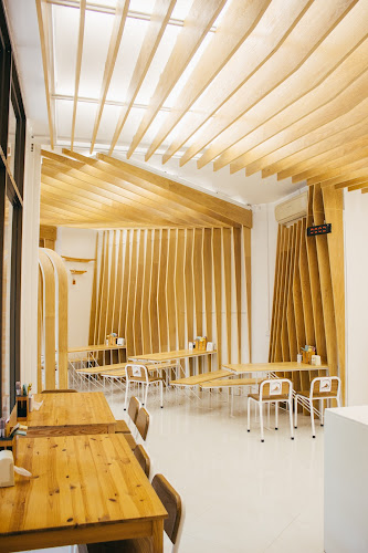 THE VOLCANO หลัง มช. - การบริการอาหารและที่พัก